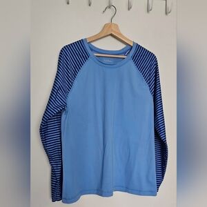 L.L. Bean Women’s Blue Stripe Long Sleeve Swim Shirt UPF 50+ XL, EUC